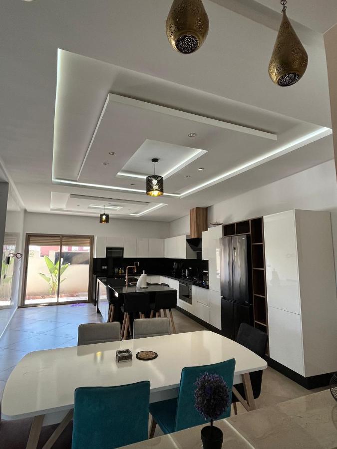 Villa Moderne A 5 Min De La Plage Avec Jardin Et 3 Salons 索维拉 外观 照片